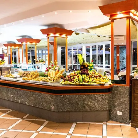 Sahara Playa ホテル 4*